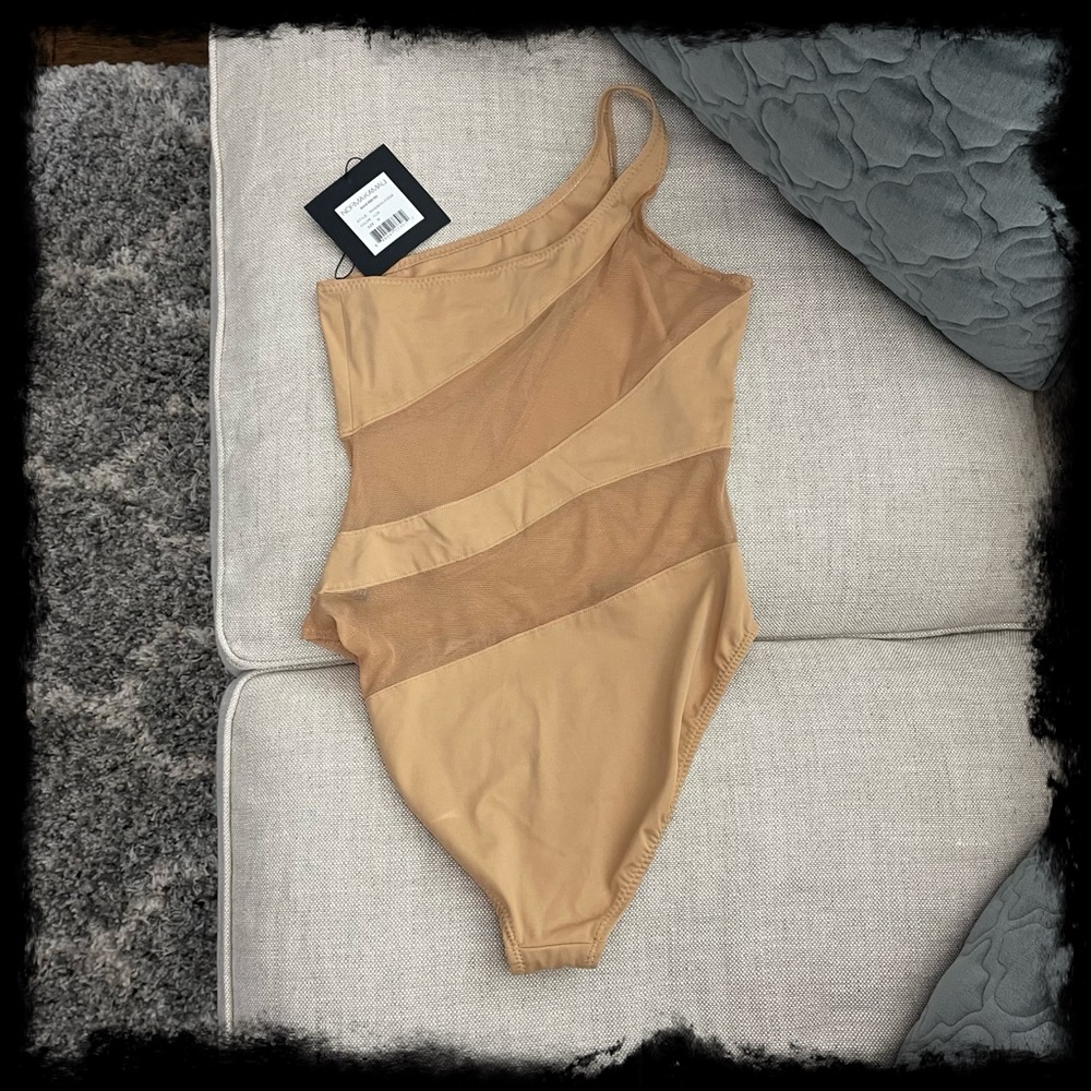 NORMA KAMALI snake mesh one piece swimsuit in nude - Picture 4 of 5